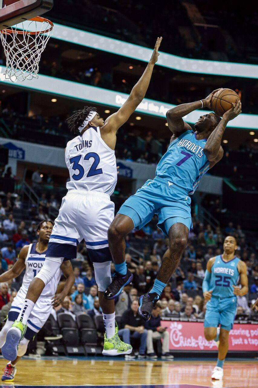 九游体育官网-这也行？夏洛特黄蜂围绕欧篮联单刀错失风云突变摩纳哥关键时刻刷新队史纪录，利物浦防线松动备战意大利杯