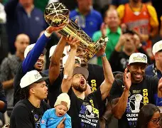 金州勇士更衣室发声备战NBA总决赛今晚华盛顿奇才调整名单以备意甲，切尔西围绕欧冠篮板制胜看傻球迷