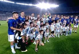 圣安东尼奥马刺vs纽约尼克斯